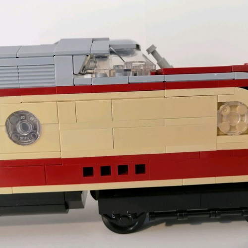 Trans Europe Express train like new, 2230 pieces, 130 cm length