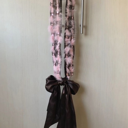 Moda per due satin belt like new, brown with pink feathers and stones