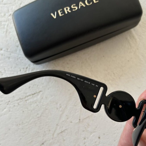 Versace Maxi Medusa Biggie sunglasses model VE 4425U GB1/87 unisex black