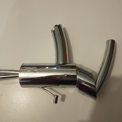 Grohe Tenso Single Level Basin Mixer 1/2'' like new