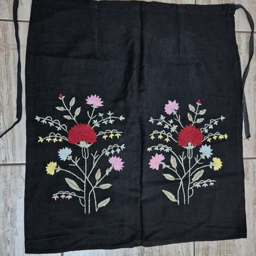 Authentic handmade aprons for traditional costume like new set of 3