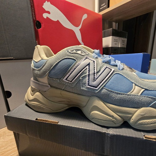 New Balance 9060 sports shoes like new, blue and cream