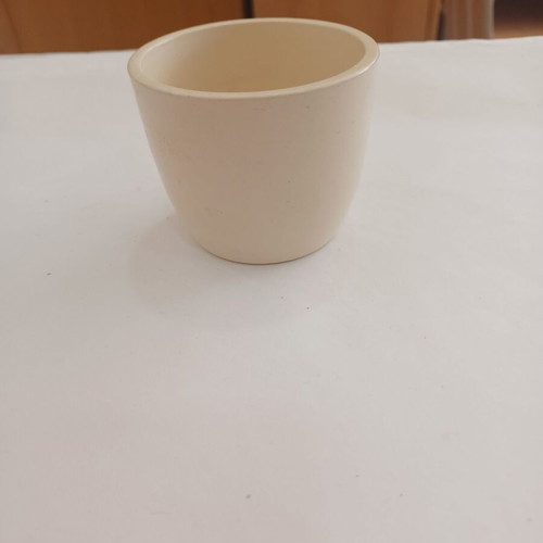Small ceramic flowerpot used, diameter 7.3 cm, height 6 cm
