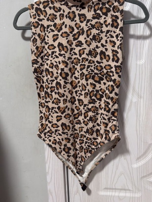Zara bodysuit like new, size S
