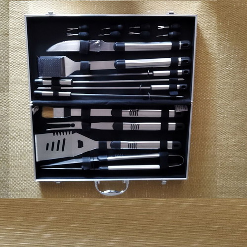 Barbecue tool set new in case