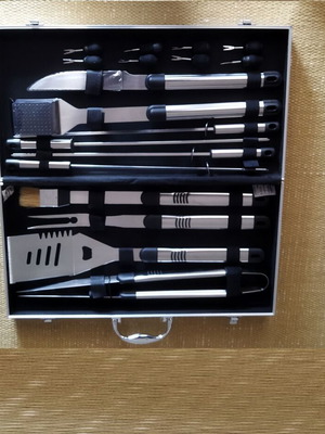 Barbecue tool set new in case