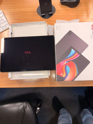 TCL Tab 10L Gen 2 10.1” tablet like new with 32GB and 3GB RAM