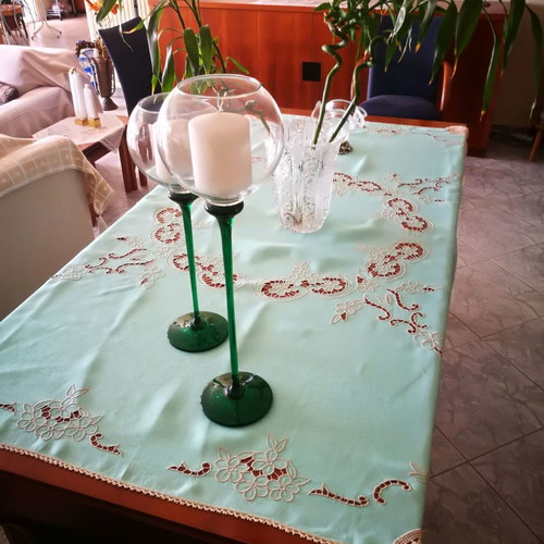 Vintage linen cutwork tablecloth handmade new veraman with knitted motifs
