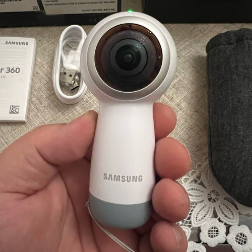 Samsung Gear 360 4K Video Camera like new