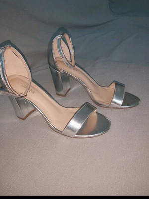 Silver sandals like new size 41 with thick 10 cm heel