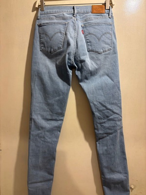 Levi's jeans 710 size 29 like new, medium-low rise, blue