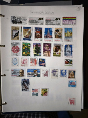 Collectible lot of 40 USA stamps 1987–1988 like new with hinge