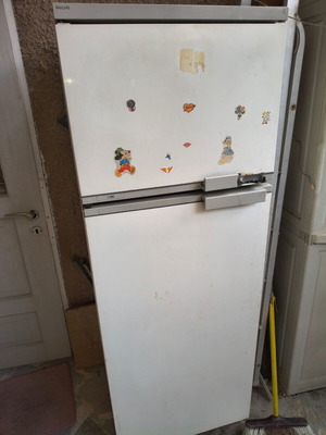 Philips refrigerator used, old technology, functional