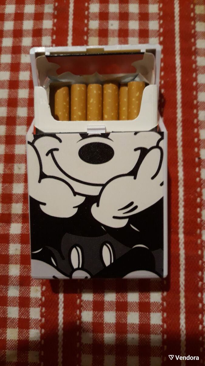 Mickey Mouse cigarette case new,… - € 10,00
