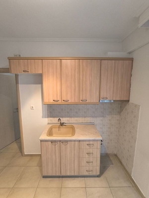 Kitchen with sink