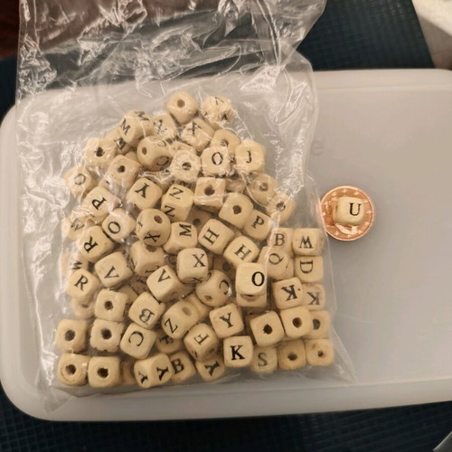 Bag of letter cubes like new