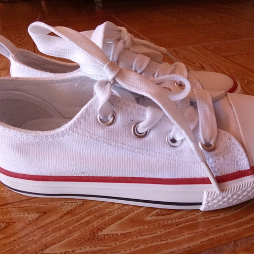 White starakia sneakers size 30 like new, unused