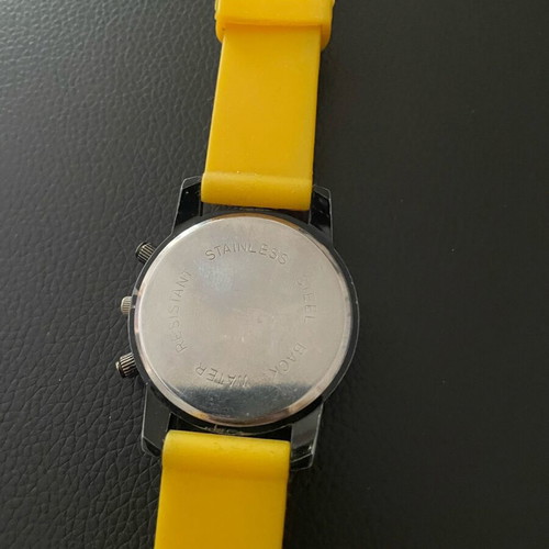 Swiss unisex watch like new, yellow and gold