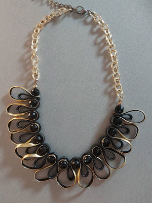 Necklace like new