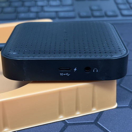 HyperDrive USB4 Mobile Dock HD583 like new, 8K video support