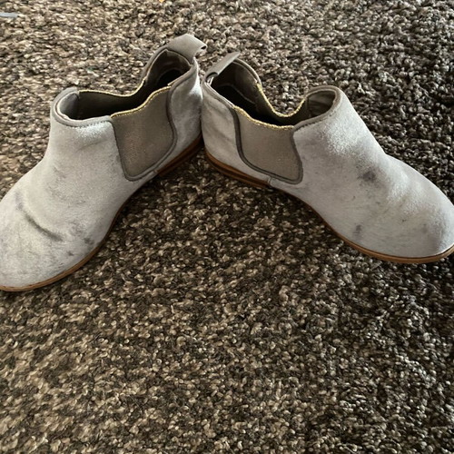 Zara boots grey velvet size 30 like new