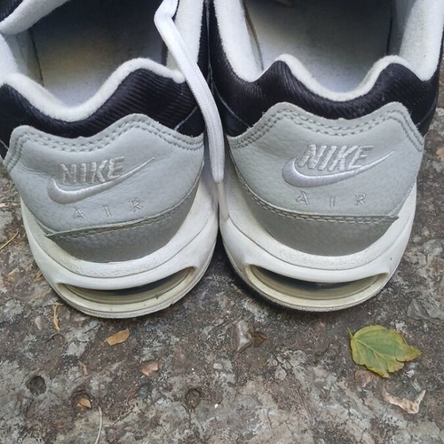 Nike Air Max Command sneakers used, size 38, black and white