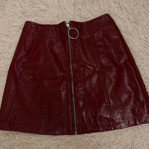 Bershka burgundy patent leather skirt with zipper used