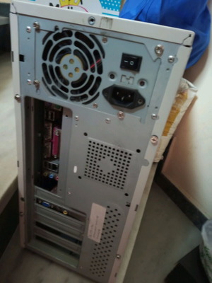 Desktop old technology used, unknown working condition