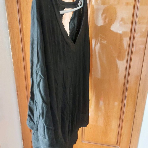 Blouse with batwing sleeves used, size M/L, black