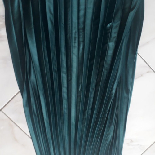 Zara pleated skirt like new, green, size M 38 10