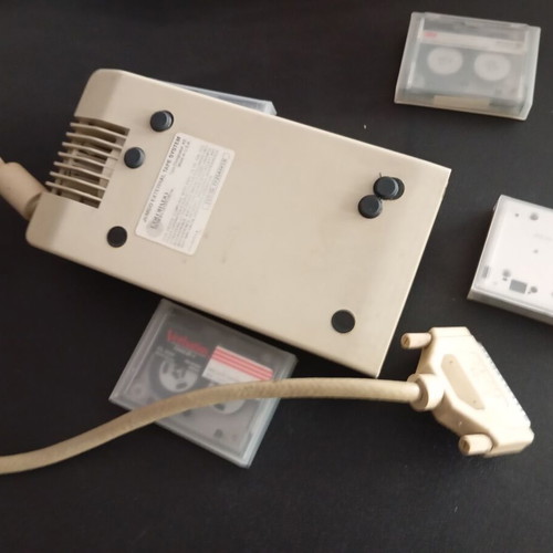 Data recorder and storage used with 4 DL2000 tapes