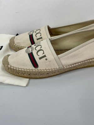 Gucci Beige Canvas Espadrilles Size 39 Like New