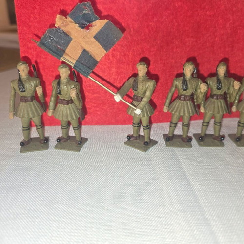 Pal Evzones 1940-41 figures used