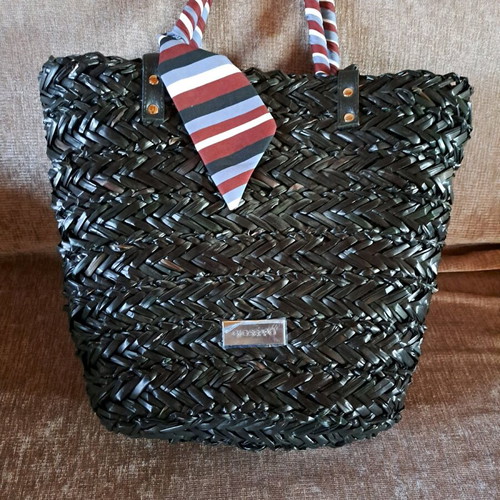 Gioseppo shoulder/hand bag like new, black with blue lining
