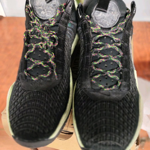Nike Cosmic basketball shoes new, size 47.5 EU