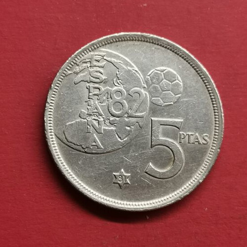 Spain 5 Pesetas Coin 1980 like new