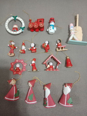 Skip vintage Christmas ornaments used, 1990s, wood and paper