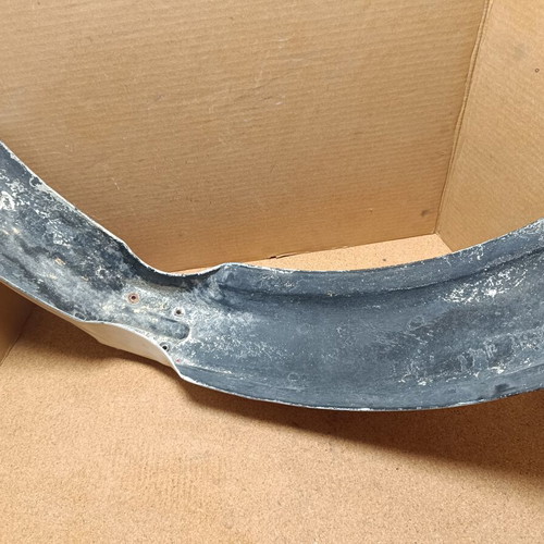 DT YZ front fender, genuine, painted, with crack