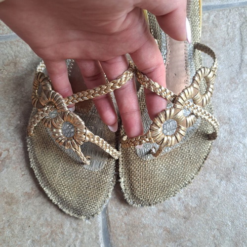 Doca sandals used, gold matte color, size 38