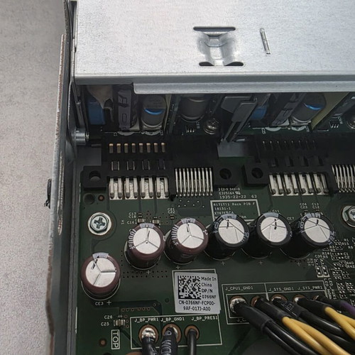 Dell PowerEdge R340 server with 32GB RAM and RAID SSD setup