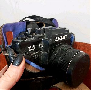 Φωτογραφική Μηχανή Zenit 122 με φιλμ
