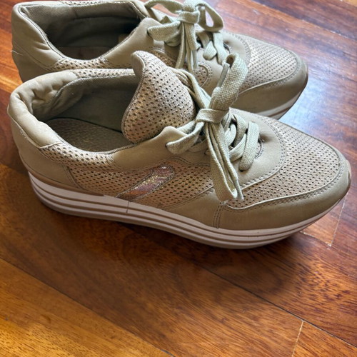 VOI & NOI sneakers used, size 38, beige sports shoes