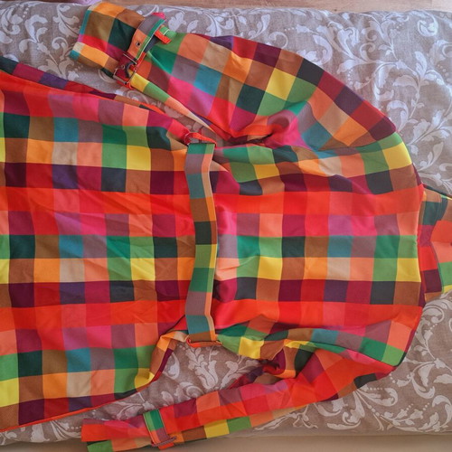 Women's thin trench coat like new, colorful, size L