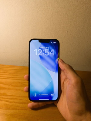 iPhone 14 128GB with Apple Essentials case