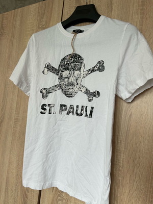 St.Pauli fan t-shirt new, size S