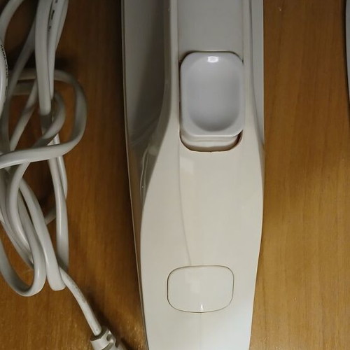 Electric knife with detachable blades new