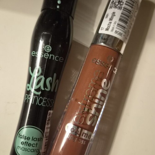 Essence mascara and lip gloss new