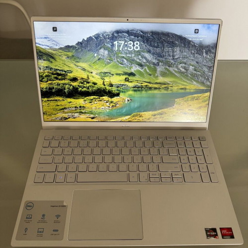 Dell Inspiron 5505 laptop like new, Ryzen 5, 8GB RAM, 256GB SSD, 15.6” FHD, Win10 Home