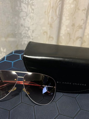 Marc by Marc Jacobs sunglasses like new