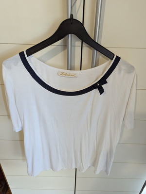 Women's blouse used, size XXL, white
